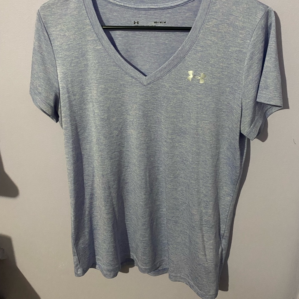 Women’s under armor dry fit t shirt